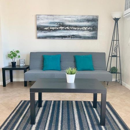 Hollywood Beach Apartments - Walk To The Beach מראה חיצוני תמונה
