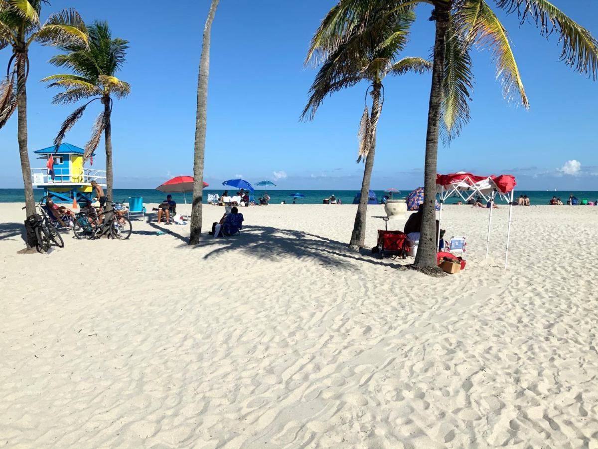 Hollywood Beach Apartments - Walk To The Beach מראה חיצוני תמונה